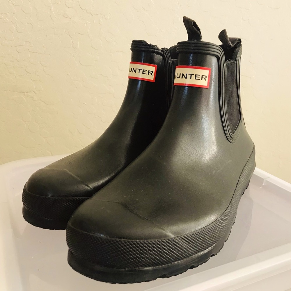 Hunter black boots size 8
